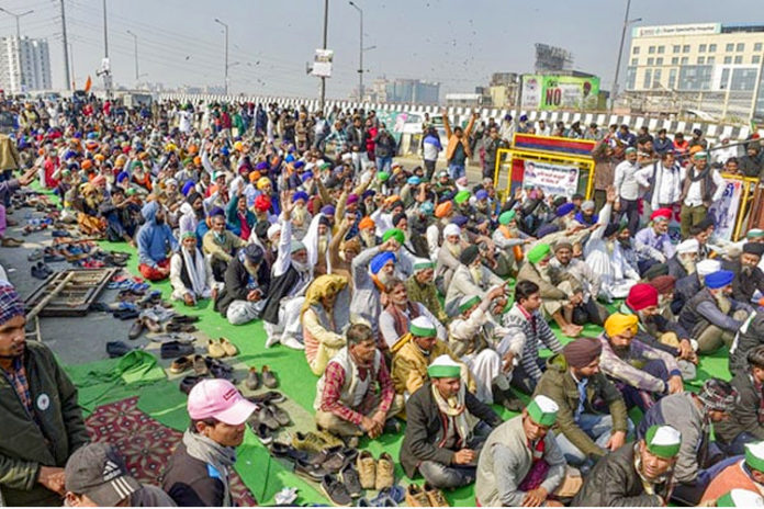 Farmers at delhi ghazipur border