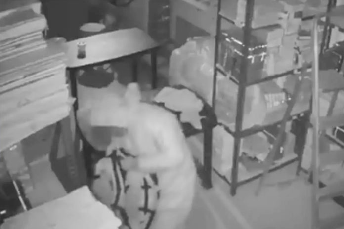 Jewellery stolen delhi