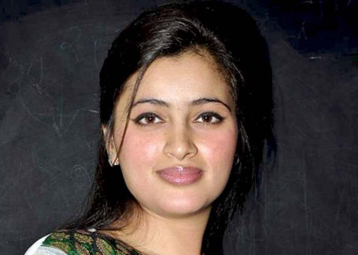 naveet kaur